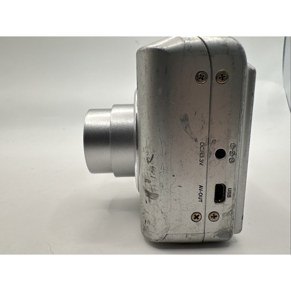 JENOPTIK EasyShot JD5.0z3 5.0MP Compact Digital Camera Silver parts, not working - Picture 5 of 7
